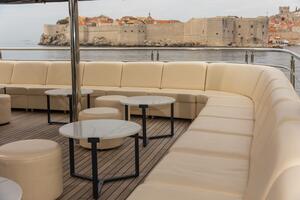 Outdoor Lounge
